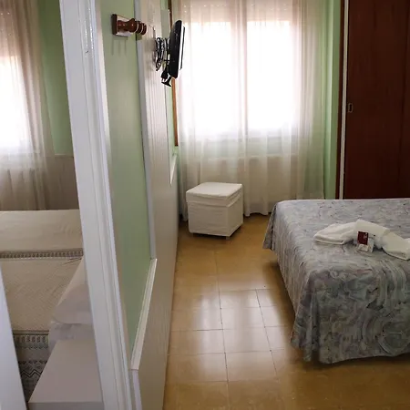Fabrellas Guest house Caldes de Malavella