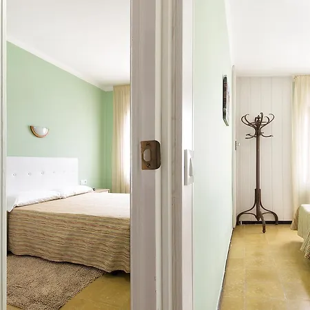 Fabrellas Guest house Caldes de Malavella