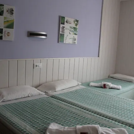 Fabrellas Casa de hóspedes 2*