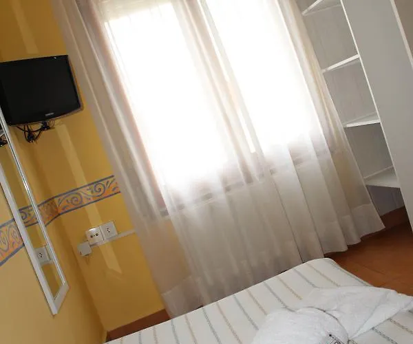 Pensionat Fabrellas Caldes de Malavella