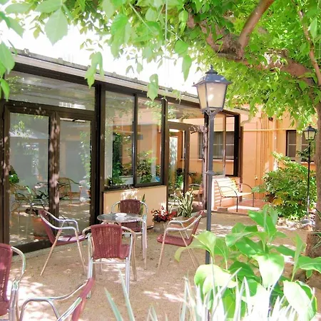 Fabrellas 2* Caldes de Malavella